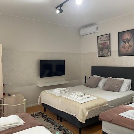 Myhome2 Subotica Bagian luar foto