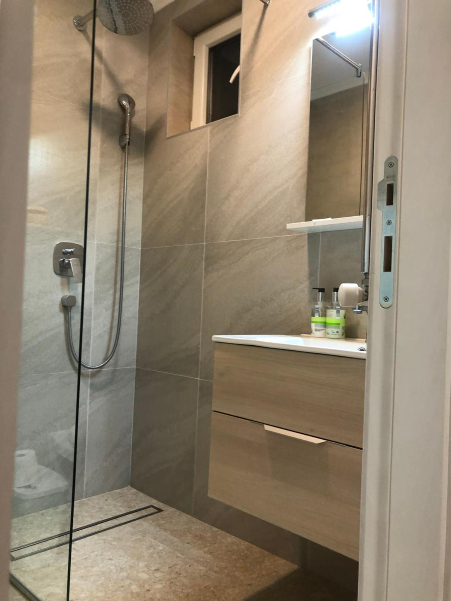 Myhome2 Subotica Bagian luar foto