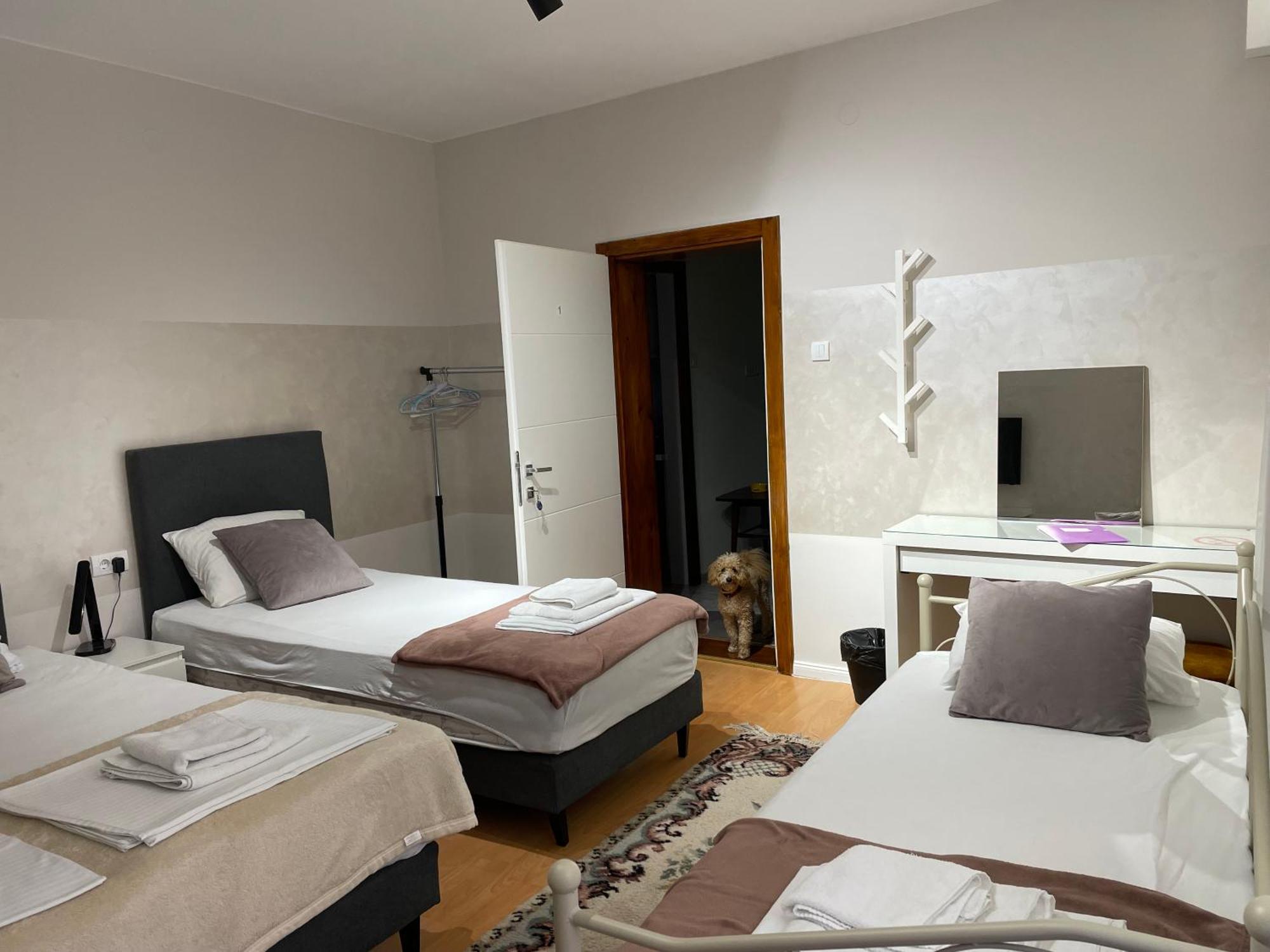 Myhome2 Subotica Bagian luar foto